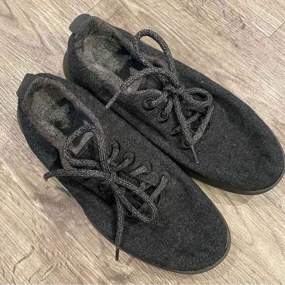 ALLBIRDS The Wool Runners Dark Charcoal Gray Wool Sneakers - Picture 2 of 9